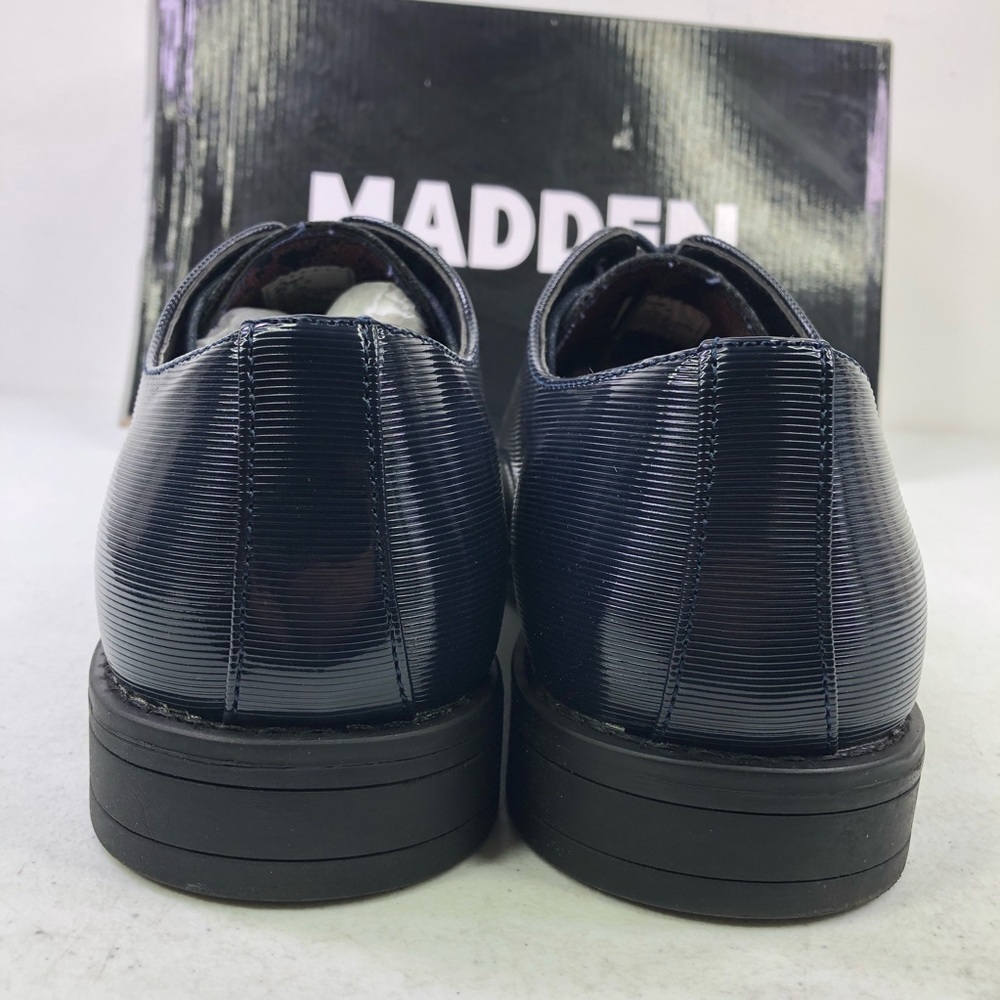 STEVE Madden Crakke Navy Patent Leather Shoes - Picture 8 of 10